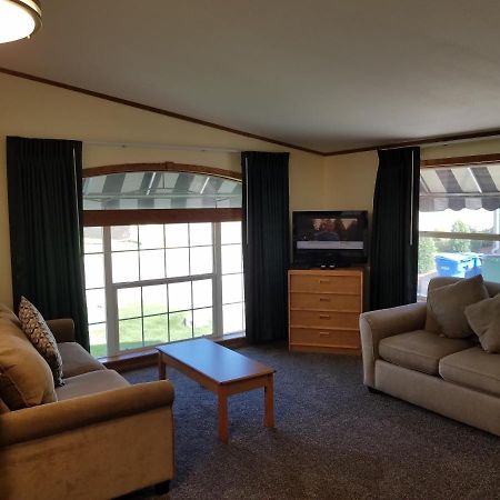 Black Hawk Motel & Suites ウィスコンシン デルズ エクステリア 写真